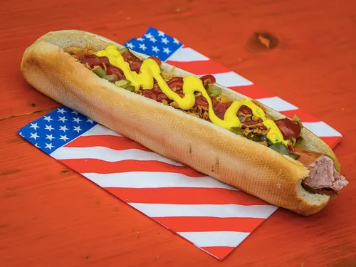 Une étudiante meurt d’une overdose de hot-dogs